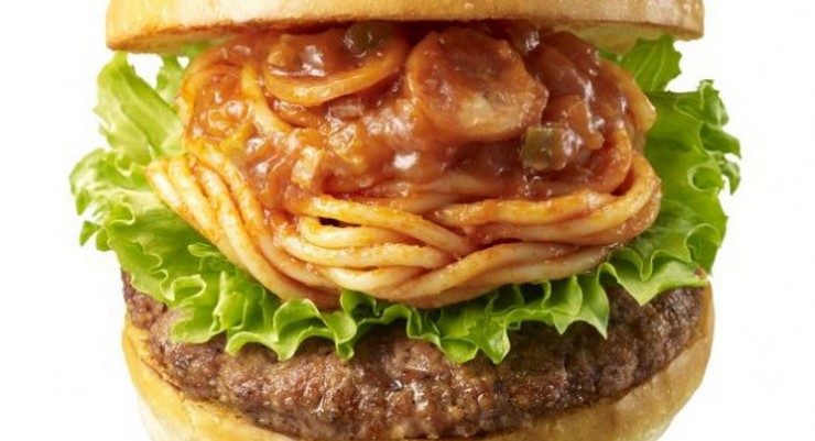 Kamu Lebih Suka Spaghetti Atau Burger? Lotteria Menggabungkan Keduanya!